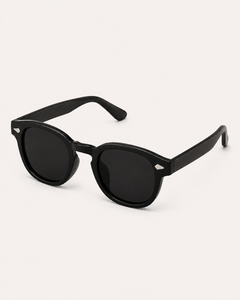 Arden sunglasses in black, view 3