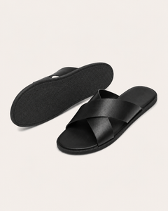 Aren cross slides in black, view 3