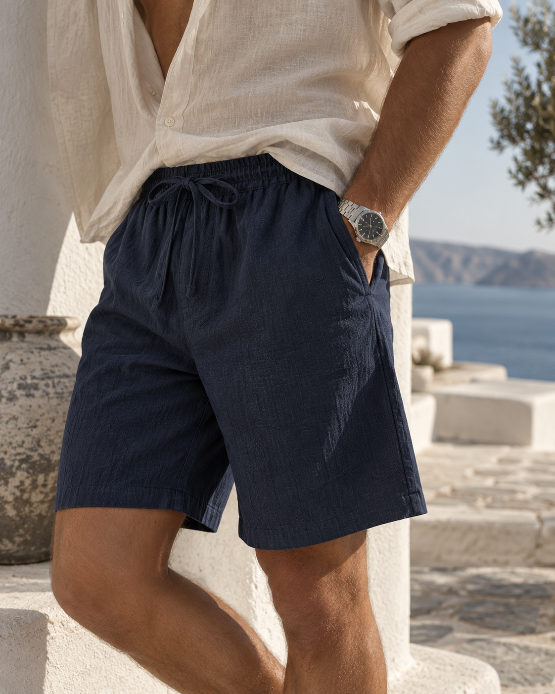 Elian linen shorts in navy, view 4