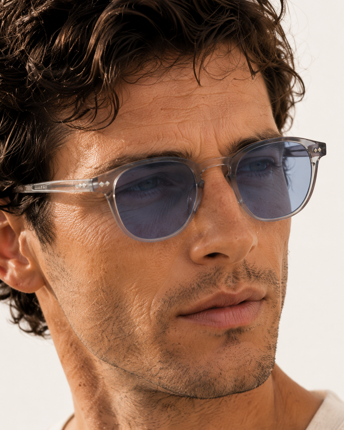 Arden sunglasses in crystal blue, view 2