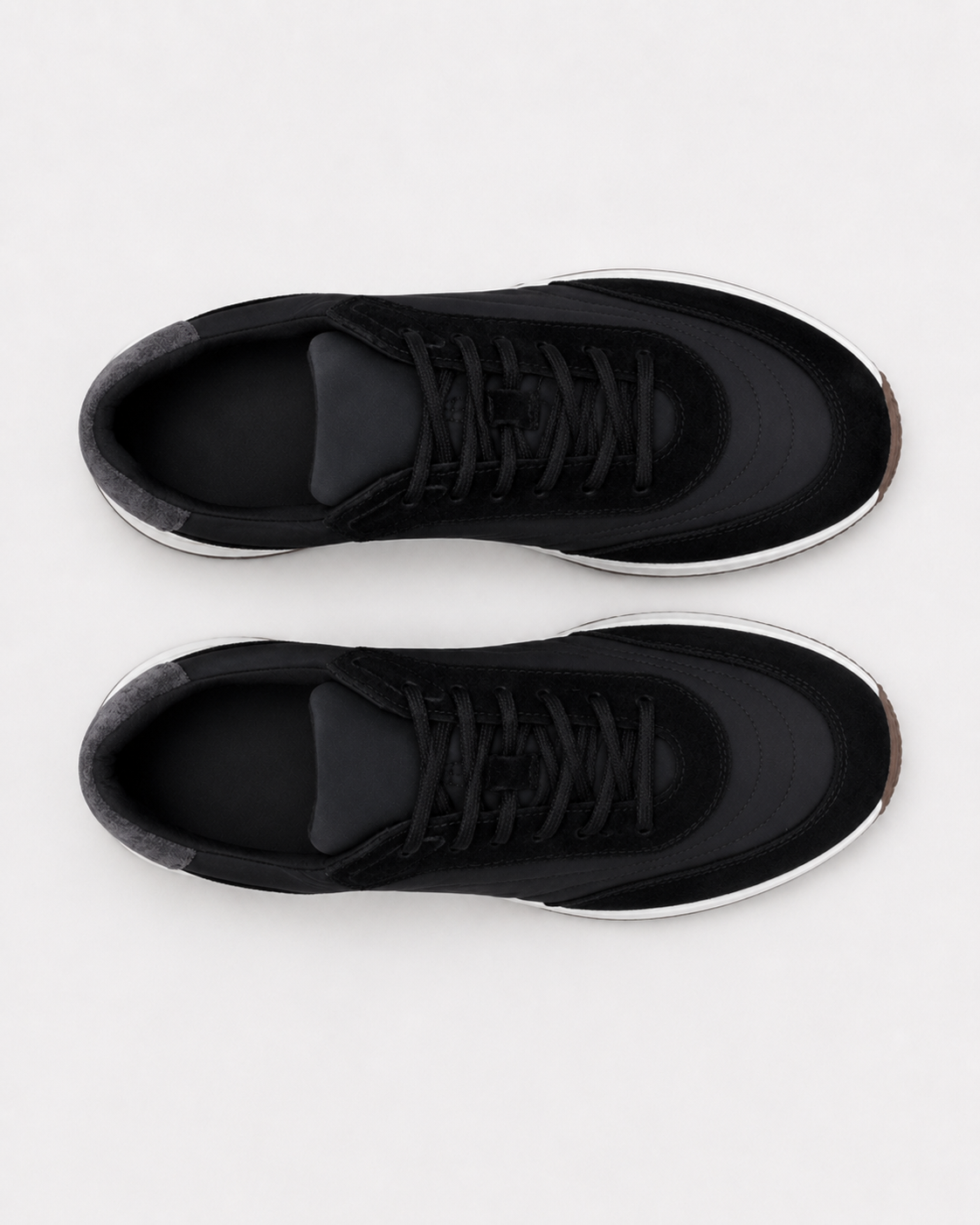 Milano Runner sneaker in black, view 4
